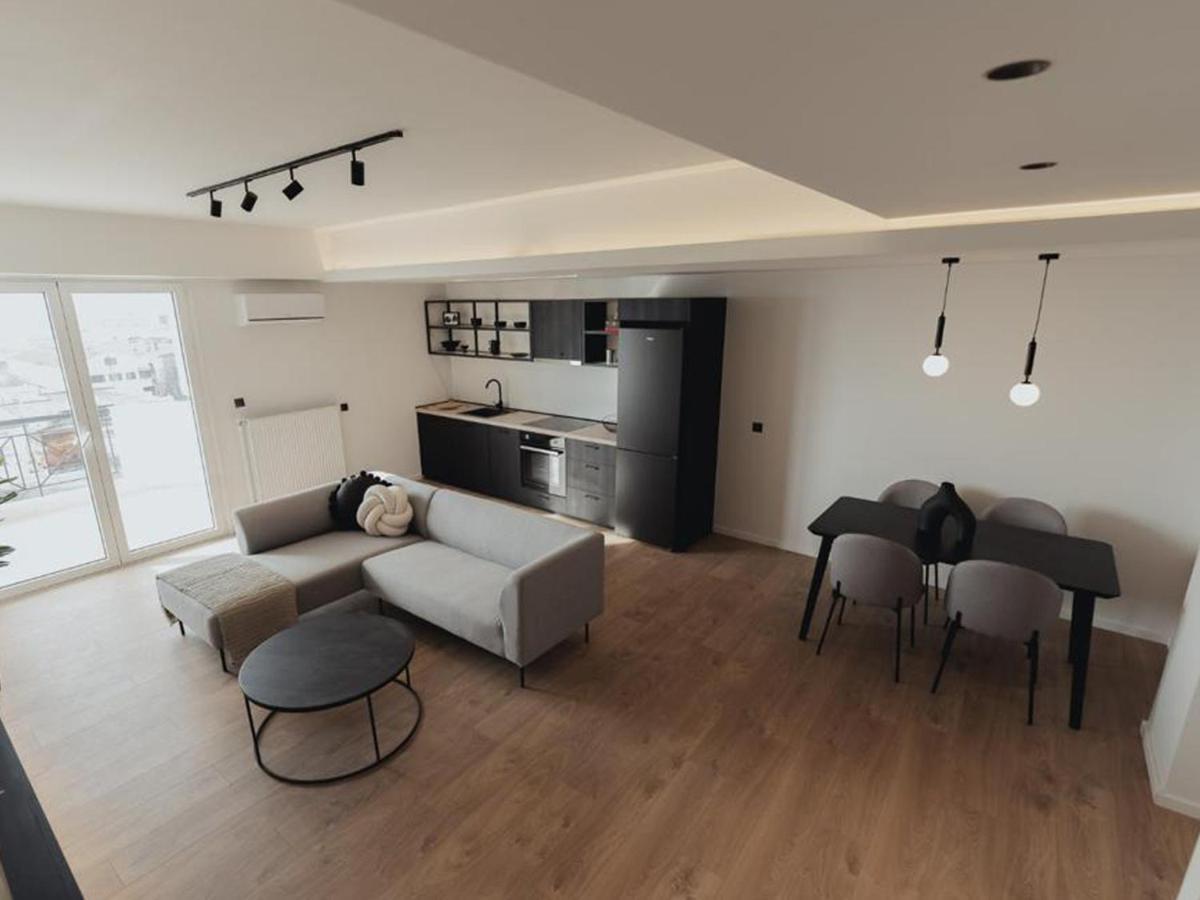 Adorable 1-bedroom Holiday With Balcony All Yours Apartment Thessaloniki
